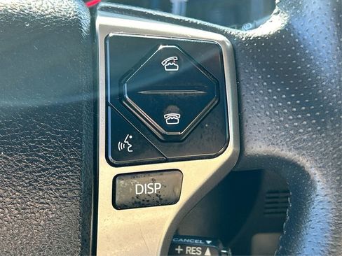 Used 2018 Toyota 4Runner SR5 image 35