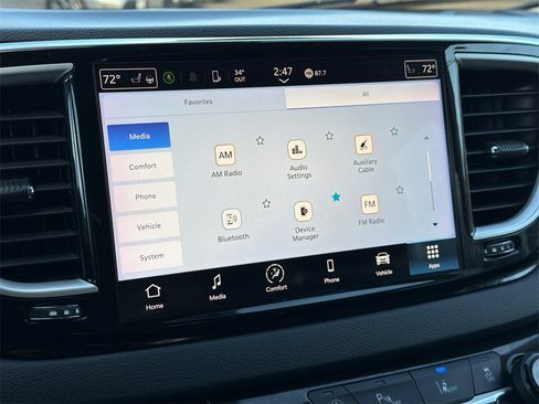 Used 2023 Chrysler Pacifica Touring-L image 29