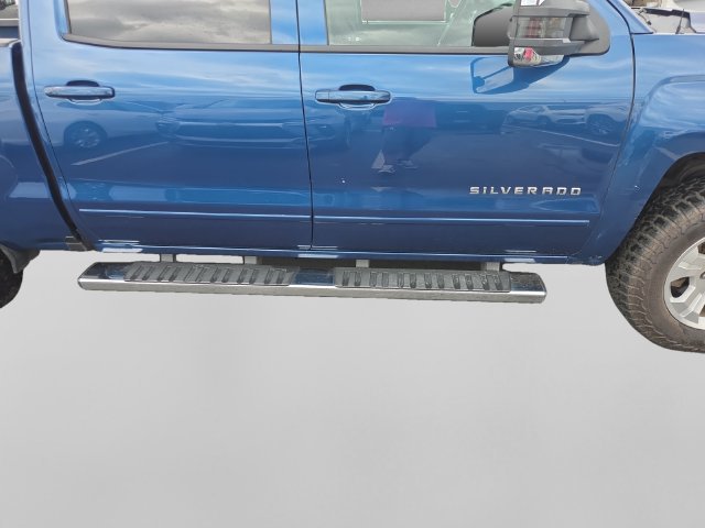 Used 2017 Chevrolet Silverado 1500 LT w/ All Star Edition AWD/4WD image 12