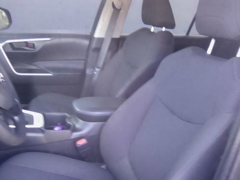 Used 2024 Toyota RAV4 LE image 12