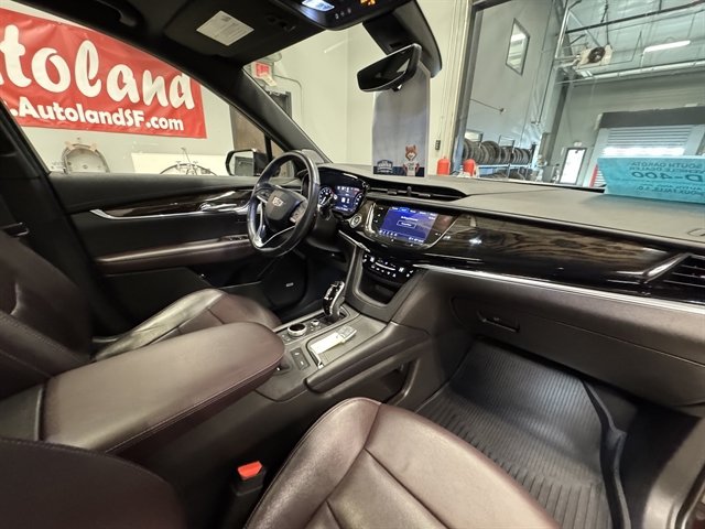 Used 2021 Cadillac XT6 Premium Luxury AWD/4WD image 12