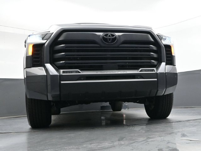 Used 2023 Toyota Tundra SR5 w/ SR5 Convenience Package AWD/4WD image 29
