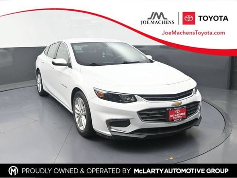 Used 2016 Chevrolet Malibu LT FWD image 1