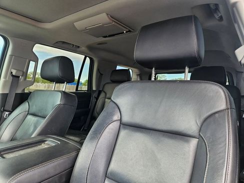 Used 2019 Chevrolet Tahoe LT image 13