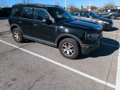 Used 2021 Ford Bronco Sport image 2