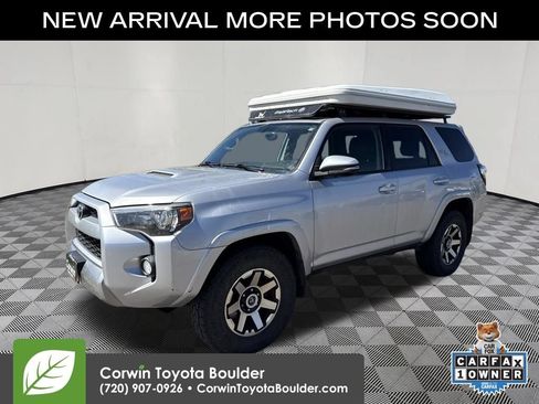 Used 2018 Toyota 4Runner TRD Off-Road Premium AWD/4WD image 3