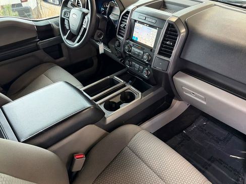 Used 2017 Ford F150 XLT w/ Trailer Tow Package image 17