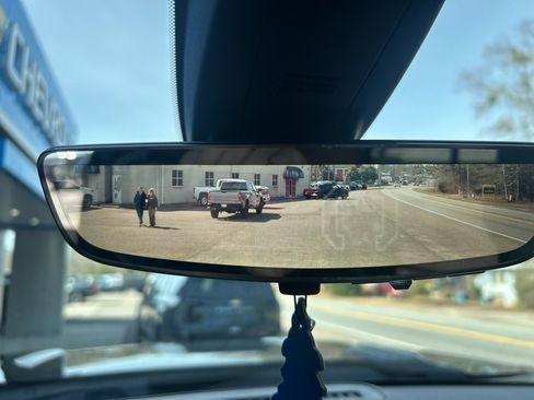 Used 2020 Chevrolet Silverado 2500 LTZ image 33