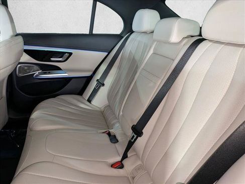New 2026 Mercedes-Benz E 450 4MATIC Sedan image 18