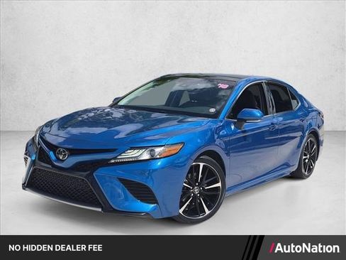 Used 2018 Toyota Camry XSE FWD image 1