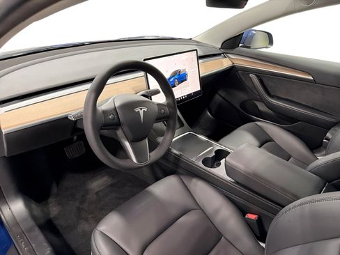 Certified 2023 Tesla Model 3 Standard Range RWD image 9