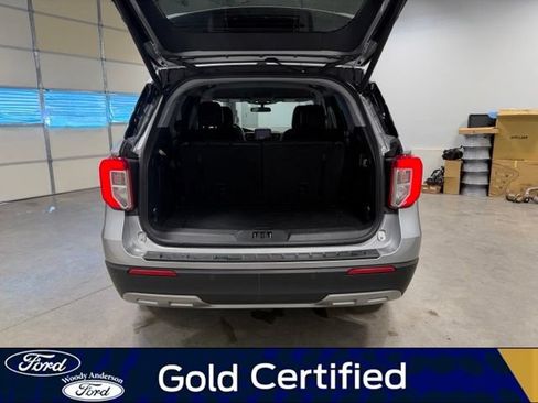 Certified 2024 Ford Explorer XLT w/ Equipment Group 202A AWD/4WD image 7