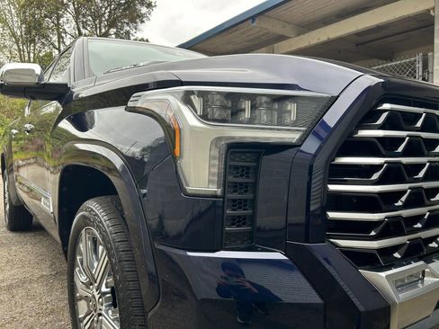 Used 2024 Toyota Tundra Capstone AWD/4WD image 33