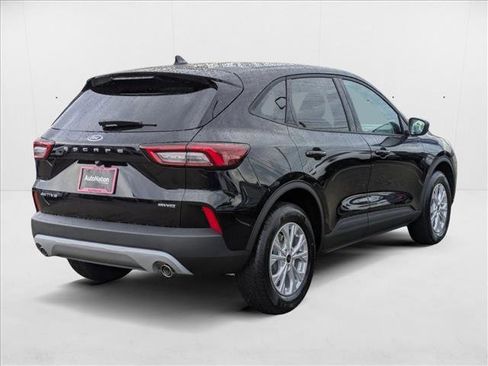 New 2025 Ford Escape Active w/ Cold Weather Package image 2