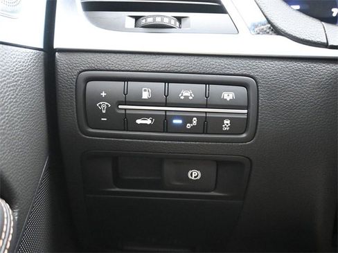 Used 2018 Genesis G80 3.3T Sport image 31