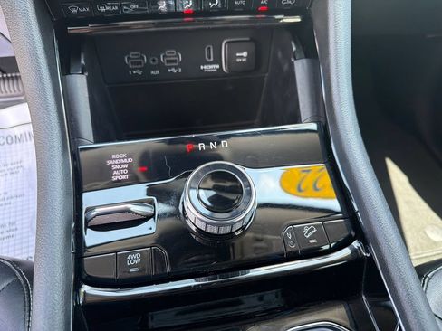 Used 2022 Jeep Grand Cherokee Limited 4xe w/ MOPAR Finishing Package AWD/4WD image 19