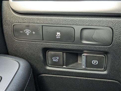 Used 2024 Hyundai Palisade SEL FWD image 25