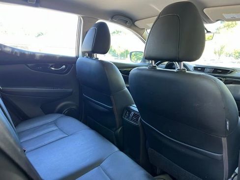 Used 2017 Nissan Rogue Sport SL AWD/4WD image 19