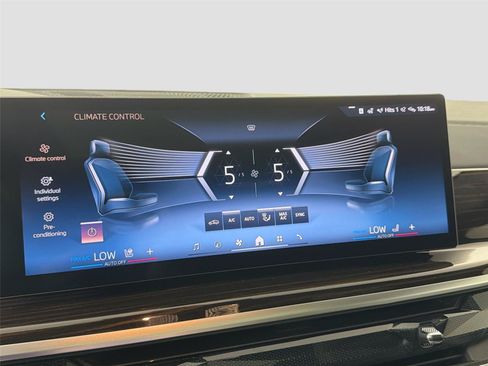 New 2027 BMW X7 xDrive40i w/ Executive Package AWD/4WD image 15