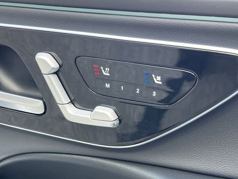 Used 2024 Mercedes-Benz E 350 4MATIC Sedan image 40