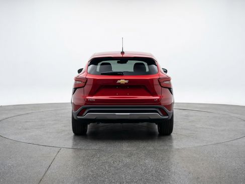 Used 2025 Chevrolet Trax LT FWD image 7