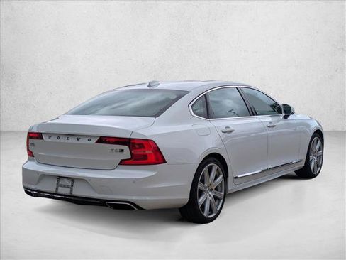 Used 2020 Volvo S90 T6 Inscription image 5