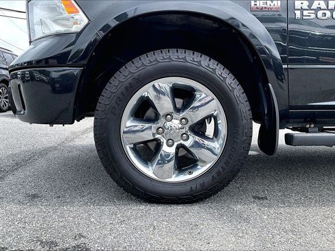 Used 2015 RAM 1500 Outdoorsman w/ Pittsburgh Penguins Edition AWD/4WD image 8