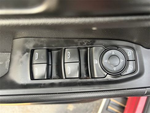 Used 2020 Chevrolet Silverado 1500 Custom w/ Custom Value Package image 26