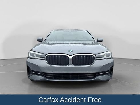 Used 2023 BMW 530i w/ Premium Package RWD image 3