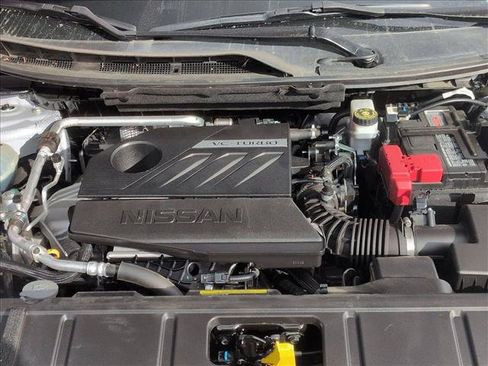 Used 2024 Nissan Rogue SV AWD/4WD image 23