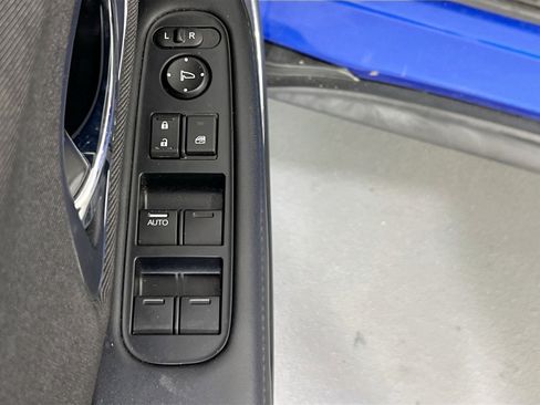 Used 2020 Honda HR-V EX image 17