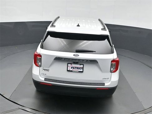 Used 2023 Ford Explorer XLT image 33