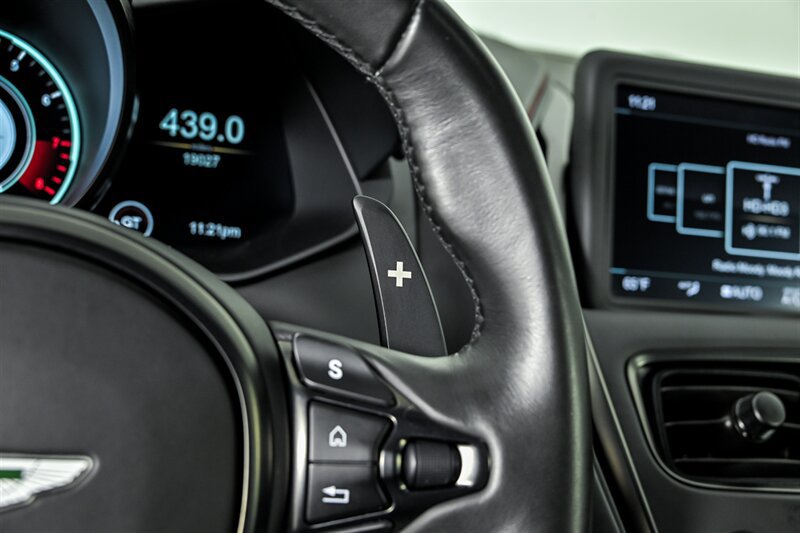 Used 2019 Aston Martin DBS Superleggera RWD image 43