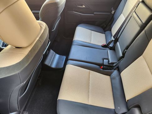 Used 2024 Lexus GX 550 AWD/4WD image 52