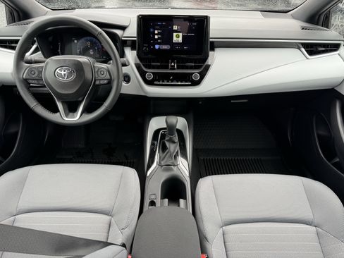 Used 2026 Toyota Corolla SE image 22