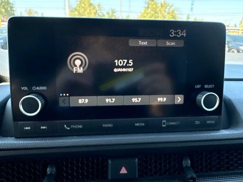 Used 2024 Honda CR-V EX image 19