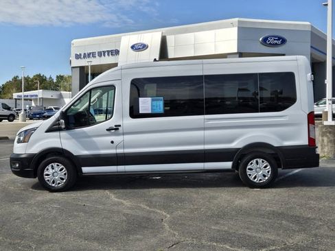 Used 2025 Ford Transit 350 XLT image 4