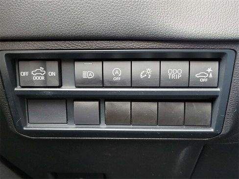 Used 2024 Toyota Tundra Limited image 26