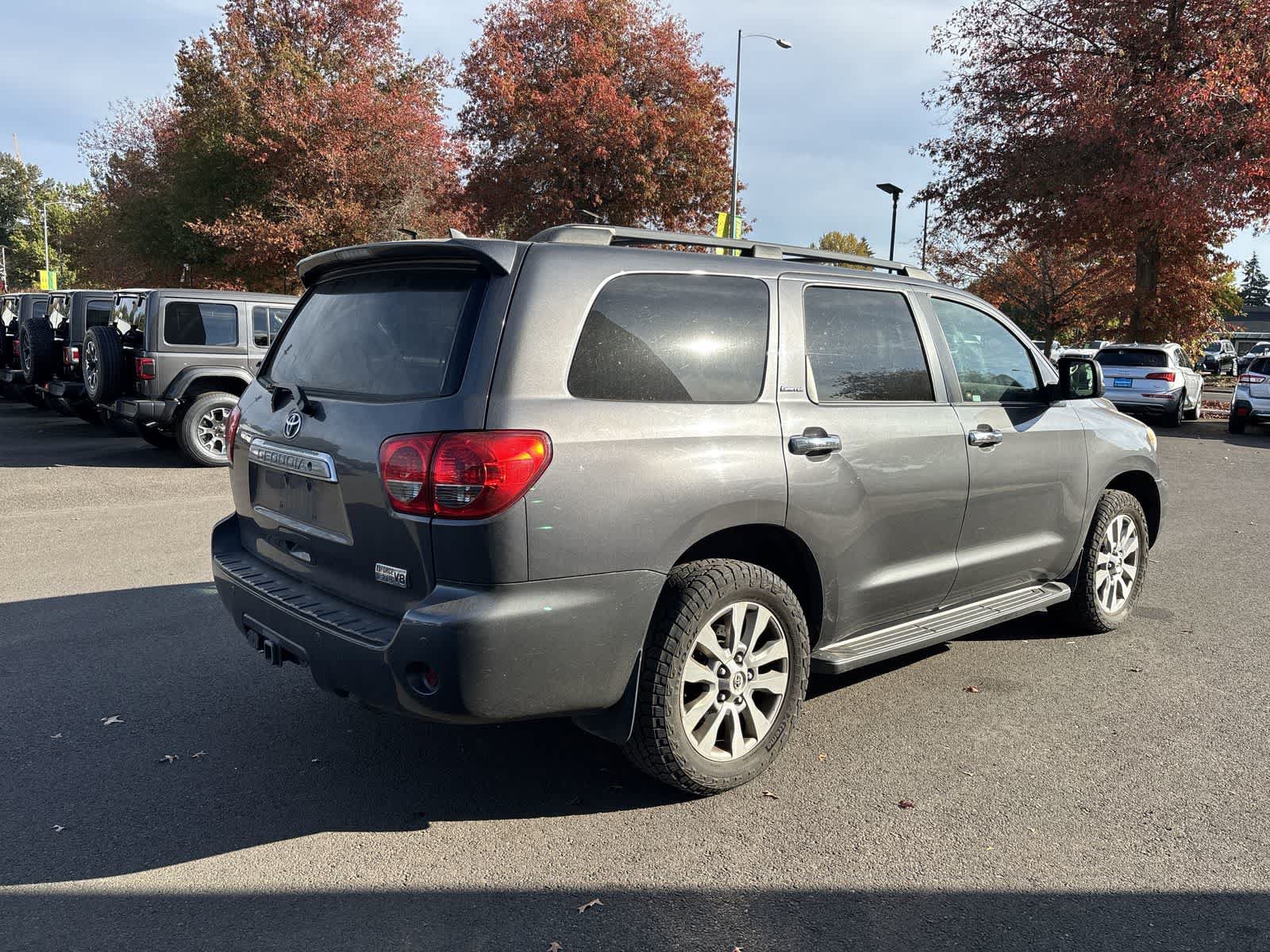 Used 2011 Toyota Sequoia Limited AWD/4WD image 5