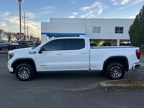 Used 2022 GMC Sierra 1500 AT4 w/ AT4 Premium Package image 4