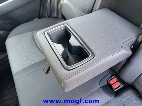 Used 2019 Toyota RAV4 XLE image 22