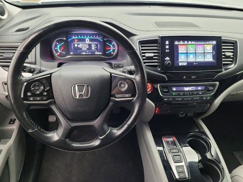 Used 2019 Honda Pilot Touring image 22