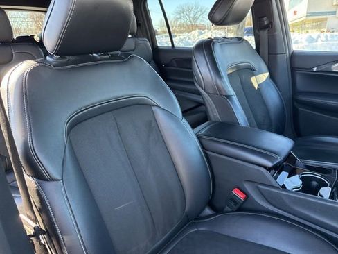 Certified 2023 Jeep Grand Cherokee L Laredo image 26