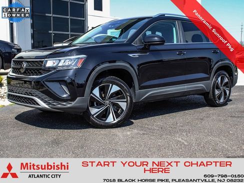 Used 2023 Volkswagen Taos SE w/ Panoramic Sunroof Package AWD/4WD image 1
