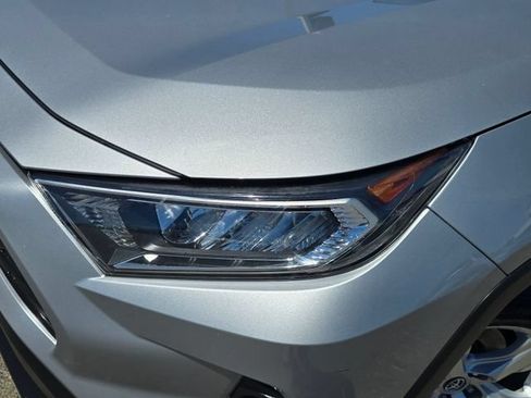 Used 2021 Toyota RAV4 XLE AWD/4WD image 23