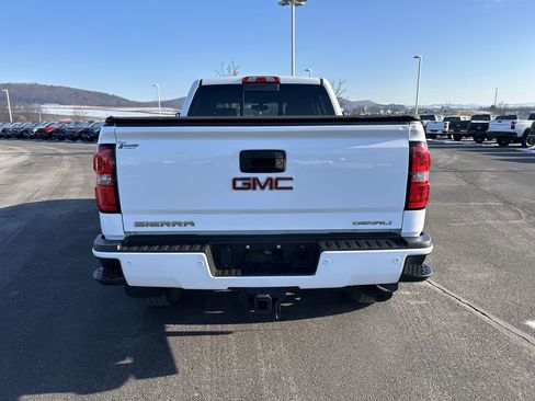 Used 2016 GMC Sierra 2500 Denali image 6