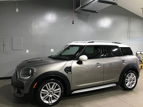 Used 2018 MINI Cooper Countryman FWD image 7