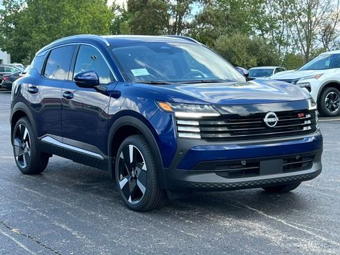 New 2025 Nissan Kicks SR AWD/4WD image 38