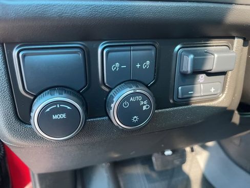 Used 2023 Chevrolet Tahoe RST w/ Luxury Package image 14