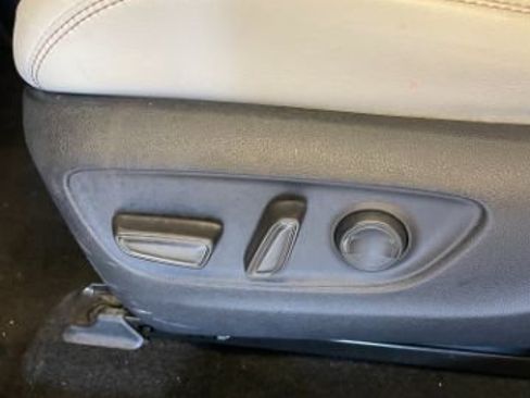 Used 2022 Toyota RAV4 XLE Premium FWD image 13